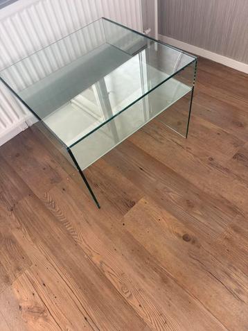 Glazen Design Bijzettafel / Salontafel beschikbaar voor biedingen
