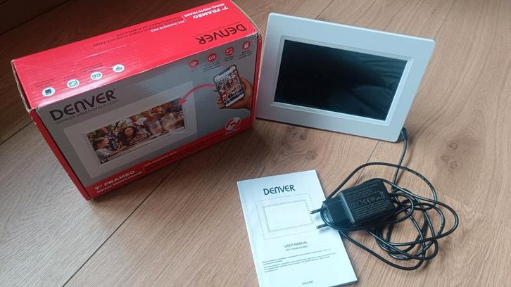 Denver Frameo 7" Digitale Fotolijst - Nieuwstaat!, Audio, Tv en Foto, Fotografie | Digitale fotolijsten, Zo goed als nieuw, Kleiner dan 8 inch