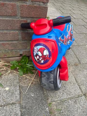 Spiderman Loopmotor - Stoer voor de Kleine Held! beschikbaar voor biedingen