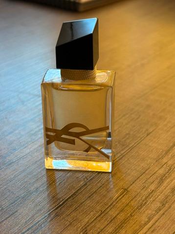 Libre eau de parfum 7,5 ml beschikbaar voor biedingen