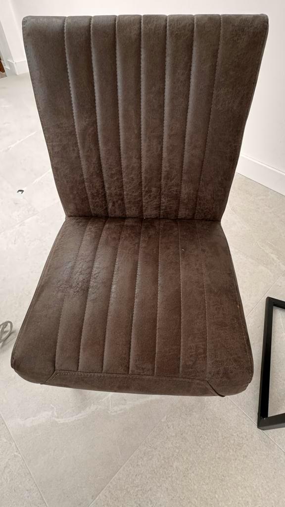 Bruine eetkamerstoel met metalen frame, Huis en Inrichting, Stoelen, Gebruikt, Eén, Metaal, Bruin, Ophalen of Verzenden