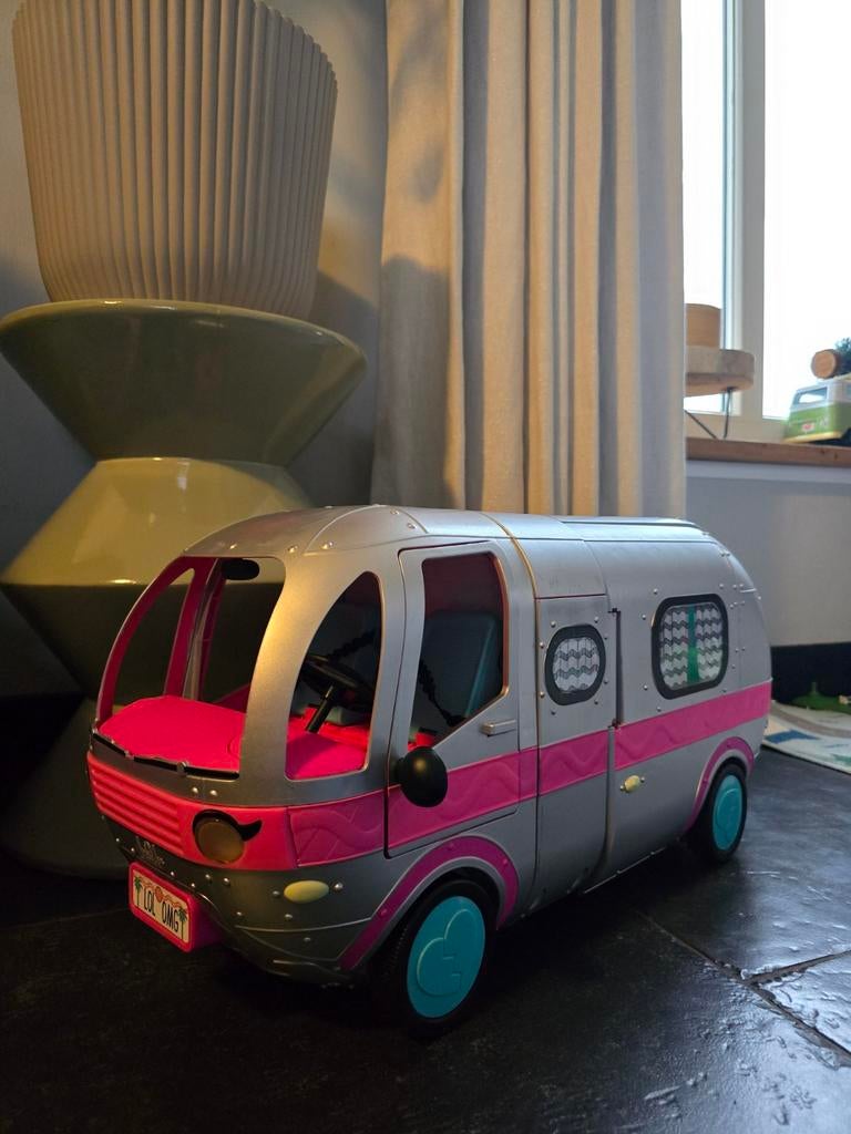 LOL camper, Kinderen en Baby's, Speelgoed | Poppenhuizen, Ophalen of Verzenden, Zo goed als nieuw, Poppenhuis