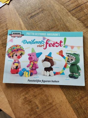 Haakboekje van Dendennis beschikbaar voor biedingen