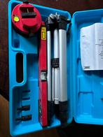 Kinzo laser waterpas , met statief, Ophalen, Zo goed als nieuw, Overige meters