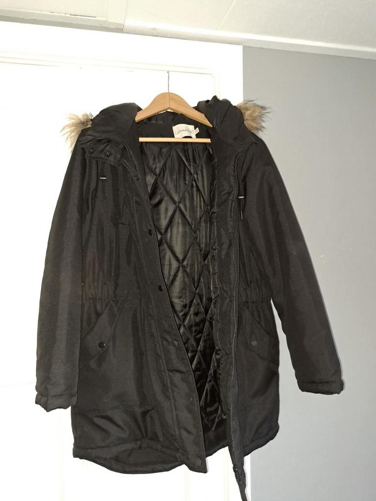 Zwarte winterjas, Ophalen of Verzenden, Zo goed als nieuw, Zwart