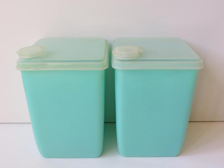 2 vintage AH Curver voorraadbussen voorraaddozen lichtblauw, Huis en Inrichting, Keuken | Keukenbenodigdheden, Gebruikt, Ophalen of Verzenden
