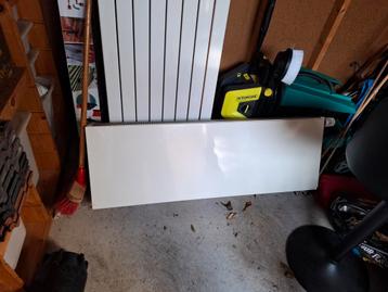 Radiator  120x40 (LxH) incl knop beschikbaar voor biedingen