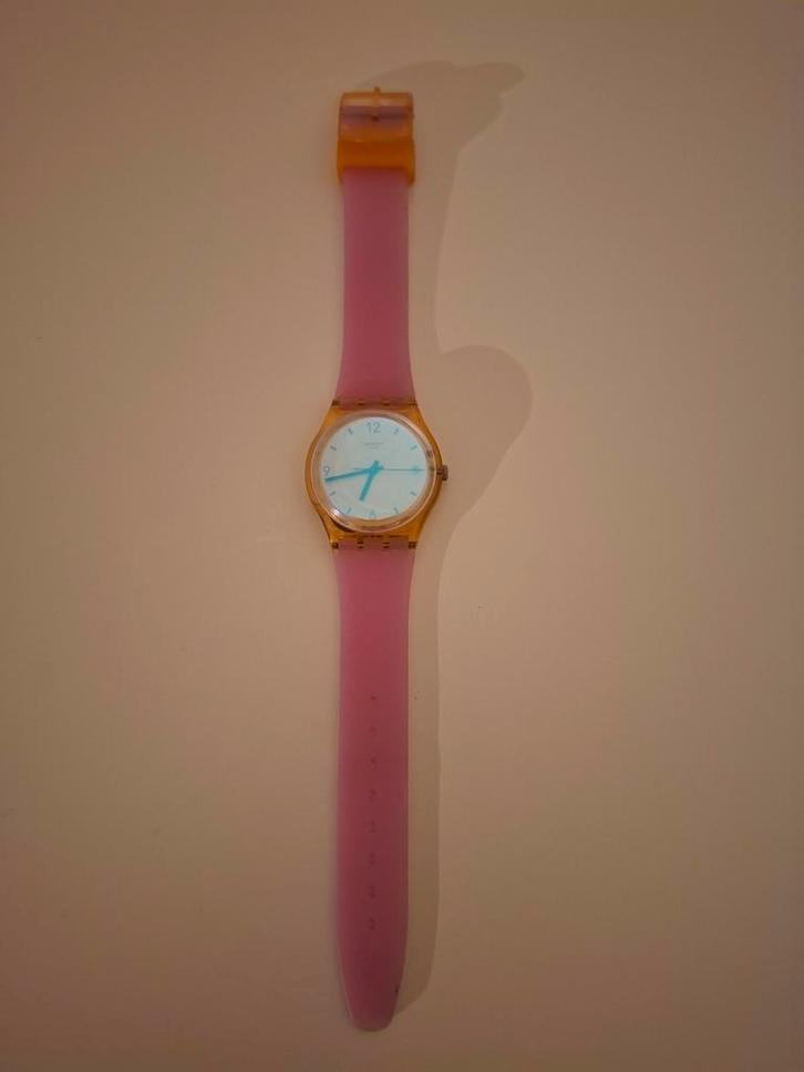 Mooi Swatch horloge Coral dream roze oranje fluorkleur, Sieraden, Tassen en Uiterlijk, Horloges | Kinderen, Gebruikt, Meisje, Roze