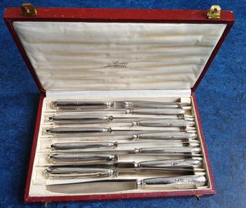 12 Franse tafelmessen dinermessen antiek 800 zilver beschikbaar voor biedingen