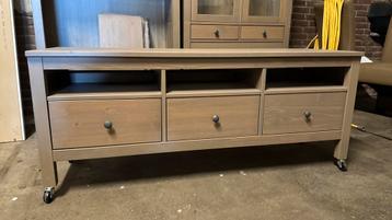 IKEA Hemnes tv meubel beschikbaar voor biedingen