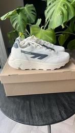 Hi-Tec HTS Shadow 44, Overige kleuren, Nieuw, Ophalen of Verzenden, Sneakers of Gympen