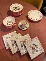 WEDGWOOD WINDSOR CHRISTMAS KERSTSERVIES PORCELEIN ZGAN, Huis en Inrichting, Keuken | Servies, Ophalen, Zo goed als nieuw, Bord(en)