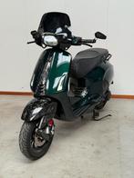 Vespa Sprint 2021! Malossi 80cc! Carbon! Akrapovic!, Fietsen en Brommers, Ophalen of Verzenden, Zo goed als nieuw