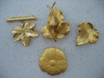 Broche Verschillend in  Goudklr/ Goldtone Vintage beschikbaar voor biedingen