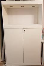 2 mooie zware vitrine kasten om te etaleren met verlichting, Ophalen, Zo goed als nieuw, 25 tot 50 cm