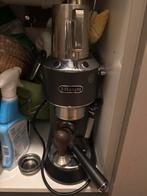 Delonghi EC685 Espressomachine + KG89 Grinder, Witgoed en Apparatuur, Koffiezetapparaten, Afneembaar waterreservoir, Espresso apparaat
