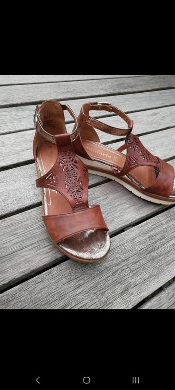 Prachtige sandalen Tamaris mt.38 leer beschikbaar voor biedingen