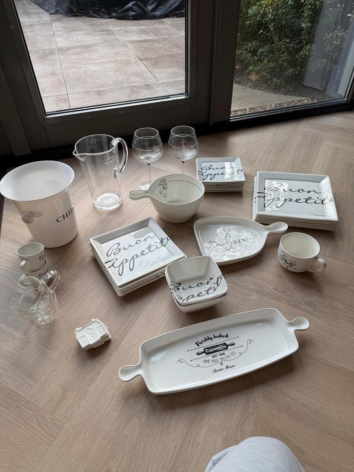 Rivièra Maison Servies - Bijna Compleet!, Huis en Inrichting, Keuken | Servies, Zo goed als nieuw, Compleet servies, Overige stijlen