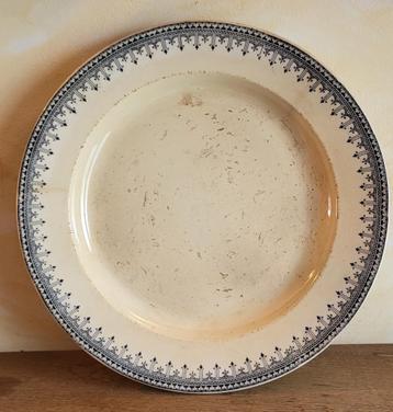 Oude grote geëmailleerde aardewerk schaal 34 cm .. beschikbaar voor biedingen