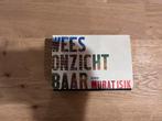 Wees Onzichtbaar - Murat Isik (dwarsligger), Ophalen of Verzenden, Zo goed als nieuw