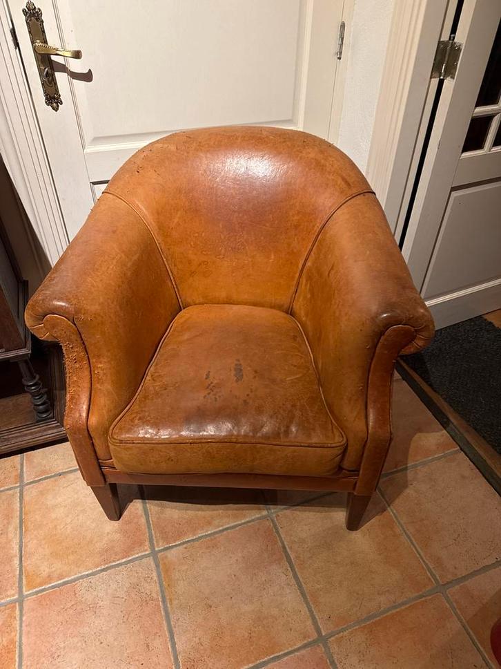 Schapenleren Club Fauteuil, Huis en Inrichting, Fauteuils, Gebruikt, Leer, 75 tot 100 cm, Ophalen