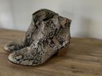 Piedi Nudi slangenprint enkellaarzen maat 37, Kleding | Dames, Schoenen, Overige kleuren, Lage of Enkellaarzen, Nieuw, Ophalen of Verzenden