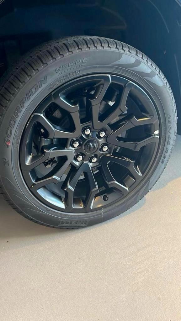 Originele winter Banden en Velgen Set Dodge RAM 1500 limited, Auto diversen, Overige Auto diversen, Ophalen of Verzenden