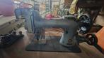 Singer naaimachine op tafel, Antiek en Kunst, Antiek | Naaimachines, Ophalen
