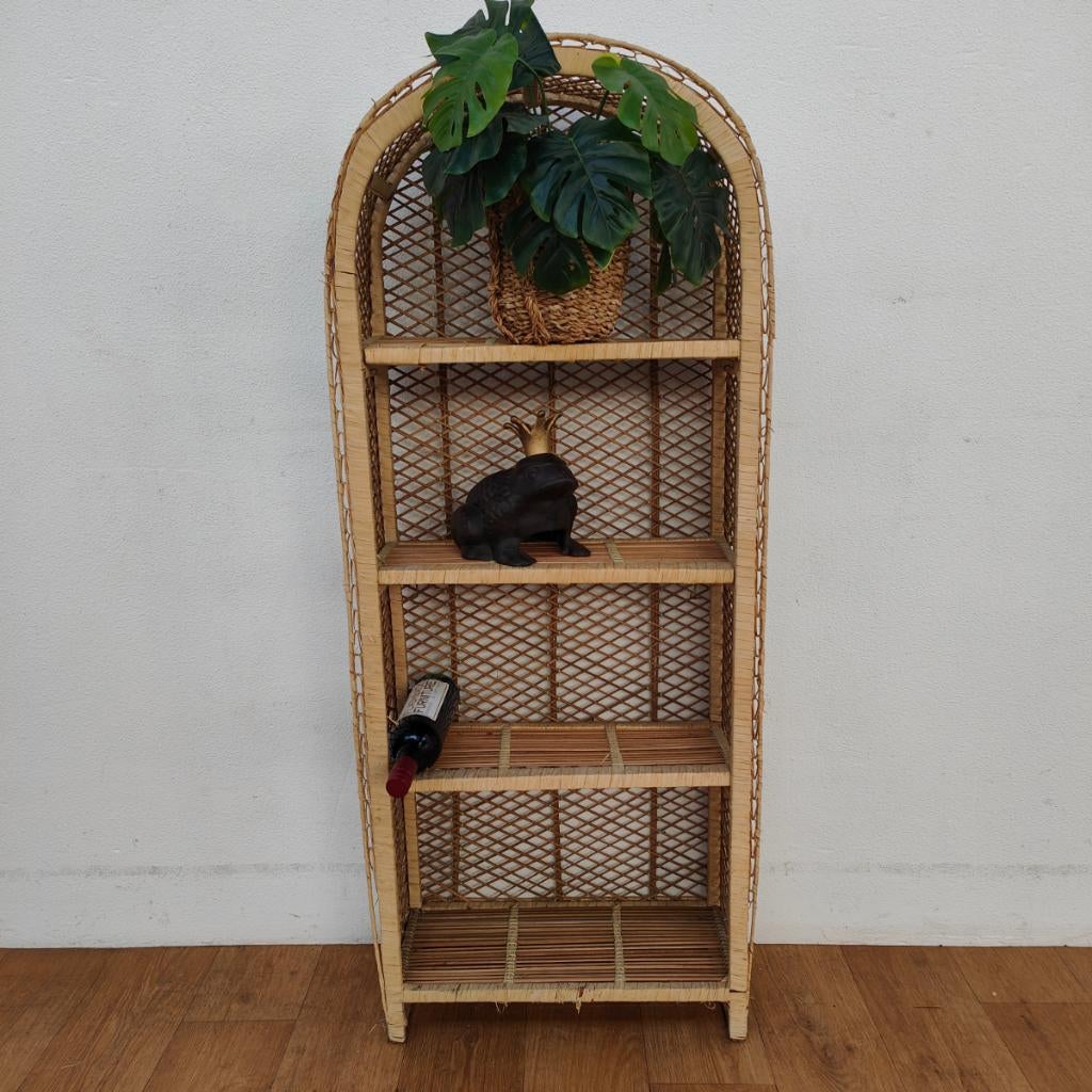 Vintage Rotan Boogkast, boho wandmeubel, boekenkast, riet, Valkenswaard, Gebruikt, Info@flashbackfurniture.nl, Flashback Furniture