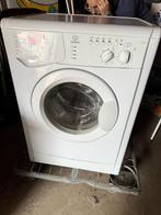 Indesit wasmachine 5kg 1400 toeren, Ophalen, 1200 tot 1600 toeren, 4 tot 6 kg, Zo goed als nieuw