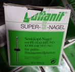 Snelkopf nagels  14 doosjes,allemaal samen voor €15,_, Doe-het-zelf en Verbouw, IJzerwaren en Bevestigingsmiddelen, Ophalen, Zo goed als nieuw