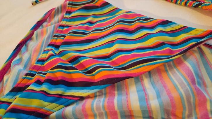 Nieuwe HEMA bikini in maat 42., Kleding | Dames, Badmode en Zwemkleding, Nieuw, Bikini, Roze, Ophalen of Verzenden