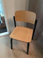 Oude schoolstoel kleuter groep 1/2 formaat 2x, Ophalen, Gebruikt, Stoel(en)