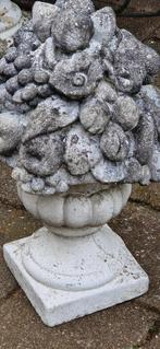 Prachtige betonnen Fruitmand /tuinbeeld op voet (brocante), Tuin en Terras, Ophalen, Gebruikt