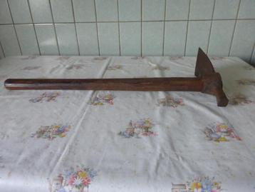 goot distel  beschikbaar voor biedingen