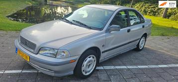 Volvo S40 1.6 Comfort unieke stand jaar apk 1e eig beschikbaar voor biedingen