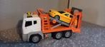 Vrachtauto oplegger met losse auto, Kinderen en Baby's, Speelgoed | Speelgoedvoertuigen, Ophalen of Verzenden, Zo goed als nieuw