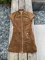 Goosecraft bruin suède jurk m. 38, Kleding | Dames, Jurken, Maat 38/40 (M), Goosecraft, Bruin, Ophalen of Verzenden