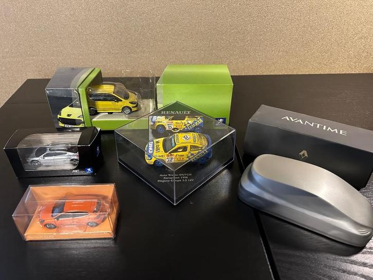 Schaalmodellen Peugeot en Renault 1:43/1:64 (1007/Megane/RC), Hobby en Vrije tijd, Modelauto's | 1:43, Nieuw, Auto, Overige merken