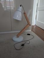Table lamp in white and wood, Ophalen, Gebruikt, Minder dan 50 cm