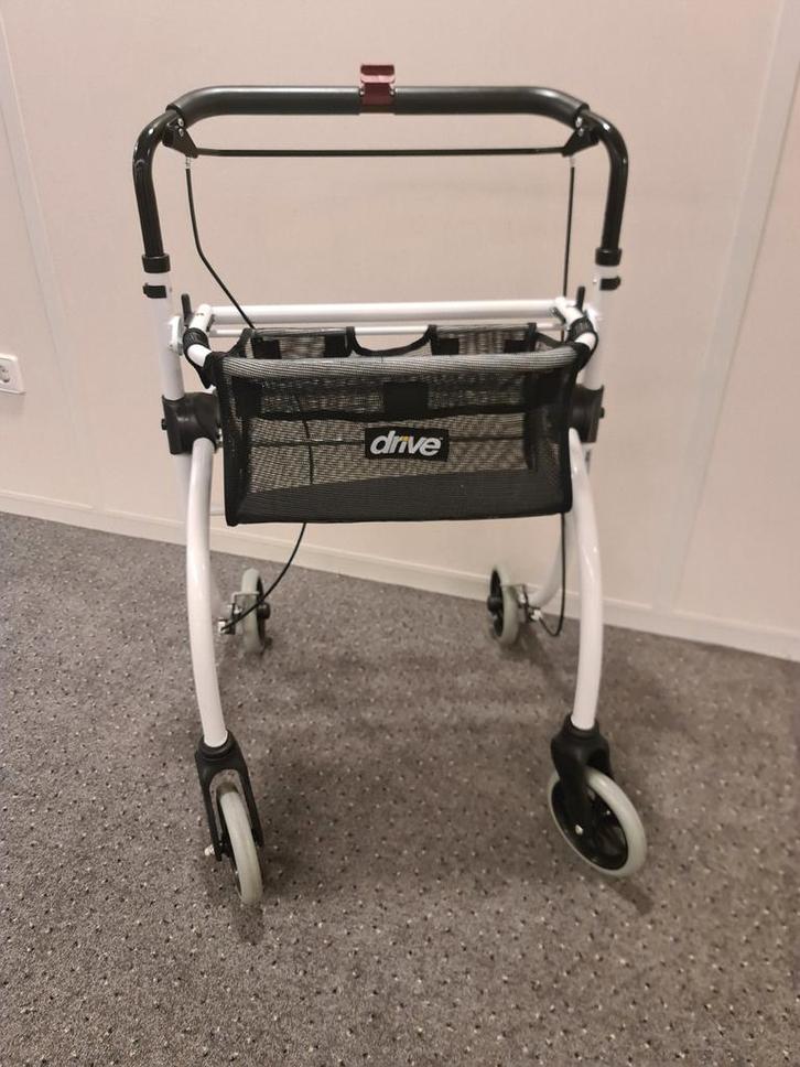 Rollator roomba lichtgewicht binnenshuis, Diversen, Rollators, Lichtgewicht, Ophalen