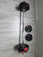 Halterstang met gewichten, Sport en Fitness, Fitnessmaterialen, Ophalen, Gebruikt, Rug, Halterset