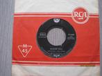 Elvis Presley    -    Hound dog, Cd's en Dvd's, Vinyl Singles, Gebruikt, 7 inch, Single, Ophalen of Verzenden