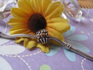 Pandora bedel 790430 = gevangen hart + 2 x hart 14 krt GOUD beschikbaar voor biedingen