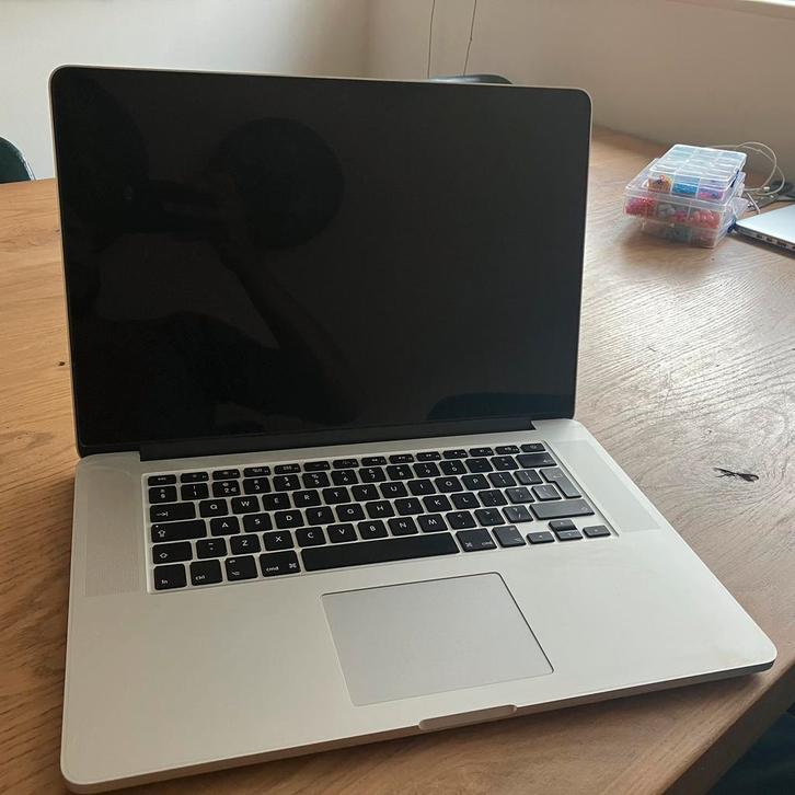 Apple MacBook Pro Retina 15 inch (2015), Computers en Software, Apple Macbooks, Zo goed als nieuw, 15 inch, 2 tot 3 Ghz, Ophalen of Verzenden