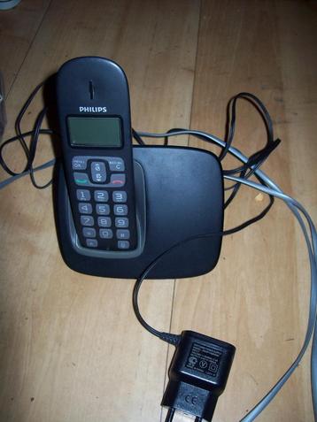 Huistelefoon met oplaadstation Philips beschikbaar voor biedingen