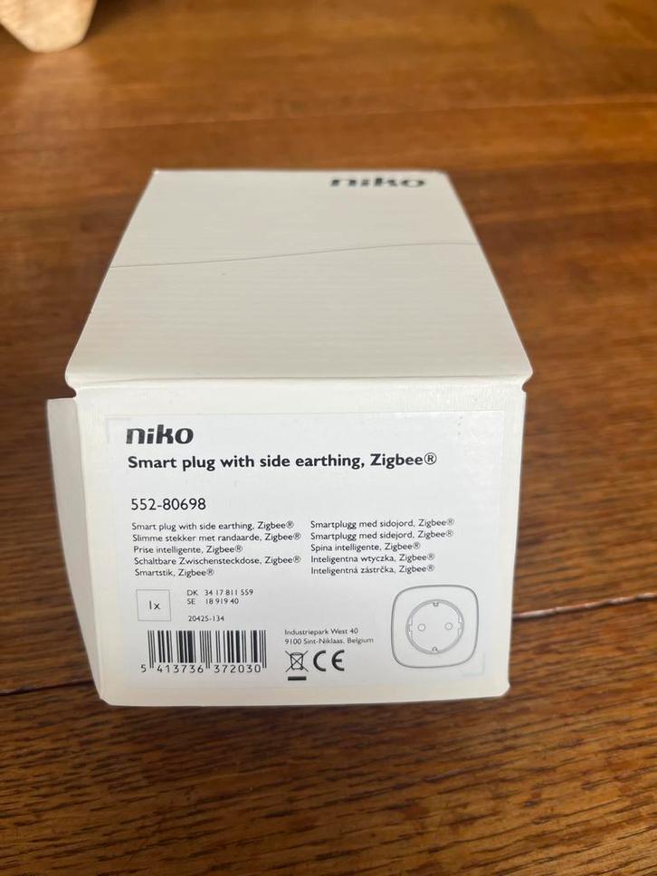 Niko Smart Plug met zijdelingse aarding, Zigbee, Doe-het-zelf en Verbouw, Alarmsystemen, Nieuw, Overige typen, Overige soorten
