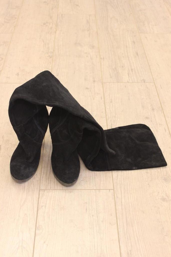Invito zwarte suede laarzen maat 38, Kleding | Dames, Schoenen, Zo goed als nieuw, Hoge laarzen, Zwart, Ophalen of Verzenden