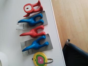 12 verschillende afwasbaar speelgoed 5 euro per Foto  beschikbaar voor biedingen