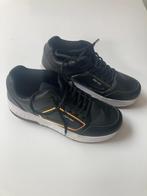 Heelys Sneakers met Wieltjes-zwart-maat 38, Gebruikt, Jongen of Meisje, Schoenen, Ophalen of Verzenden